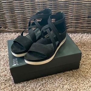 NEW IN BOX. Eileen Fisher sandals.